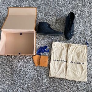 Size 9 Mens Louis Vuitton navy monogrammed sneaker/boot